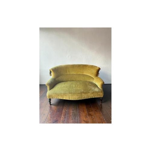 Antique Mustard Velvet Curved Sofa with Decorative Tassels, in Good conditions. Designed 1920 to 1949