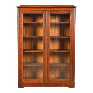 Antique Stickley Brothers Style Arts & Crafts Oak Glass Front Bookcase Cabinet, Circa 1900 For Sale