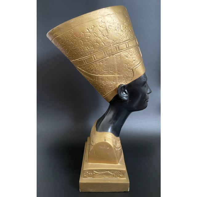 Traditional Vintage Large Bust of Queen Nefertiti For Sale - Image 3 of 12