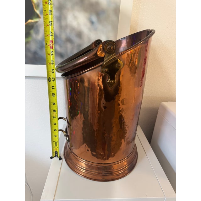 Metal Mid 19th Century English Copper Large Antique Country House Victorian Era Coal Bin For Sale - Image 7 of 12