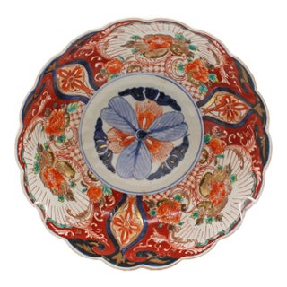 Circa 1860-80 Japanese Imari Scalloped Edge Bowl For Sale