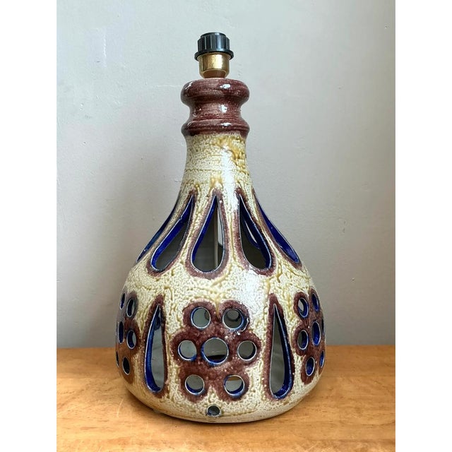 Vintage Mid-Century Modern Pierced Ceramic Table Lamp For Sale - Image 11 of 12
