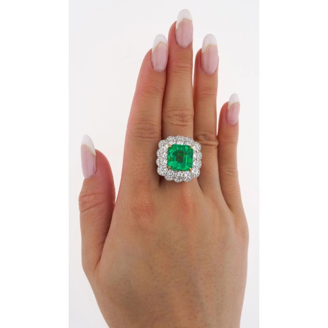 2000 - 2009 Grs Certified 8.04 Carat Minor Oil Colombian Emerald & Diamond Halo Ring For Sale - Image 5 of 7