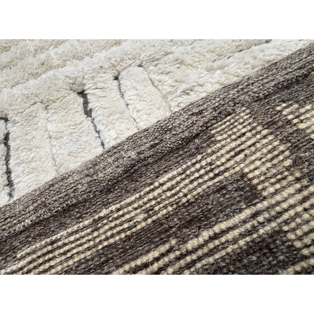 Rh Basanti Rug – 9' × 12' Marled Ivory/Charcoal | Hand-Knotted Wool Blend | Contemporary Himalayan-Inspired Design For Sale - Image 17 of 18