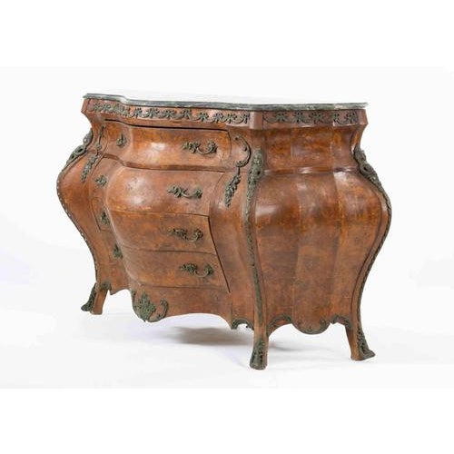 Continental Rococo-Style Three-Piece Chest of Drawers Set, Late 19th Century, Set of 3 For Sale - Image 6 of 17