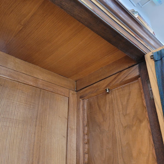 Art Nouveau Display Cabinet in Stained and Gilded Pine Wood, England, 1930 For Sale - Image 16 of 18