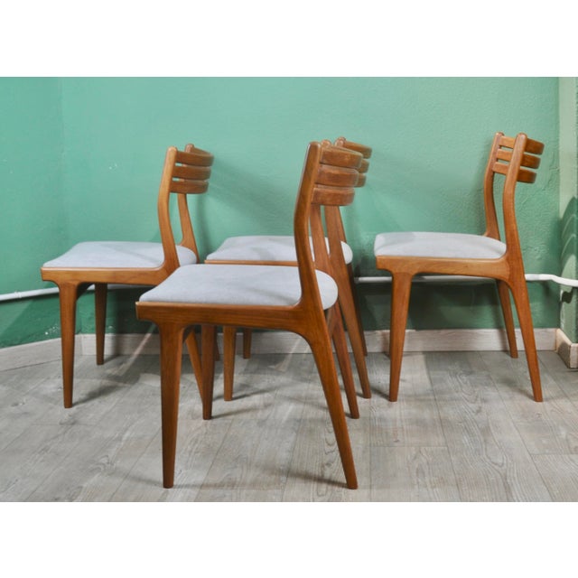 Danish Model U20 Chairs by Johannes Andersen for Uldum, 1960s, Set of 4 For Sale - Image 12 of 12