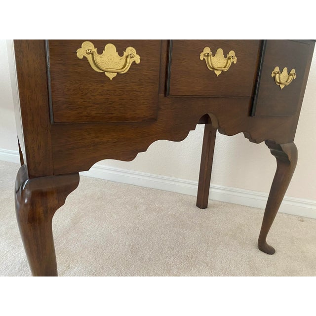 Mid 20th Century Mahogany Baker Style Lowboy/Entry Table/Accent Table Excellent "Mint" Condition. For Sale - Image 10 of 12