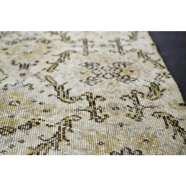 1960s Traditional Beige Hand Knotted Vintage Anatolian Runner Rug For Sale - Image 12 of 13