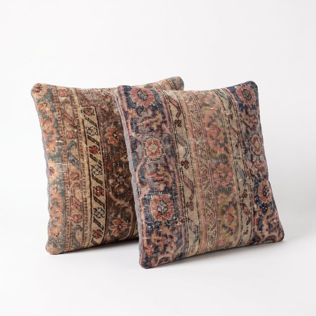 Mid-Century Modern Floral Turkish Rug Pillow Cover 22'' X 22'' - Set of Two For Sale - Image 3 of 4