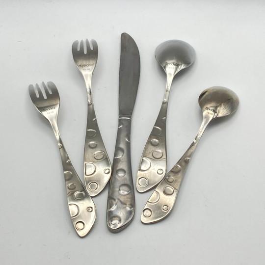 2010s Spode “Baking Days” Stainless Flatware: Service for 11 (Rare “Polka Dot” Pattern) 57 Total Pieces For Sale - Image 5 of 18