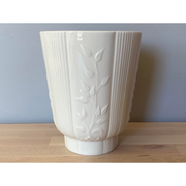 Green 1930s Art Deco Depression Era Lenox Vase With Green Mark For Sale - Image 8 of 8