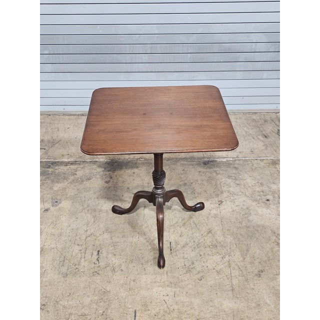 Late 20th Century Late 20th Century Kittinger Williamsburg Mahogany Square Tilt Top Table Occasional Table Cw 69 For Sale - Image 5 of 11