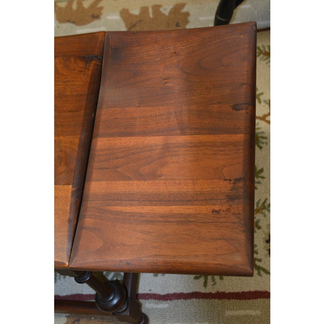 1940s Attributed to Kittinger Carved Walnut Wooden Coffee Table W/ Extending Leaves For Sale - Image 11 of 15