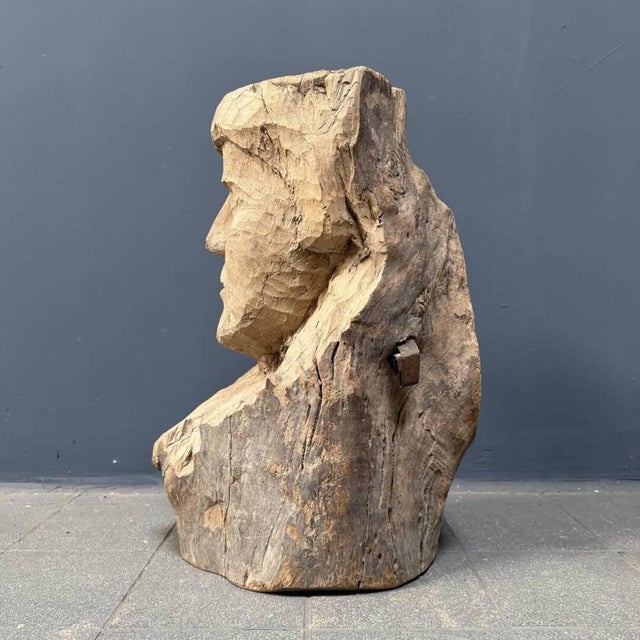 1950s Large Bust in Carved Wood, 1950s For Sale - Image 5 of 18