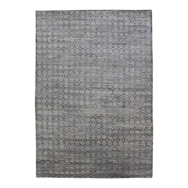 Keivan Woven Arts Modern Rug With All-Over Chain Design 6'7 X 9'10 For Sale