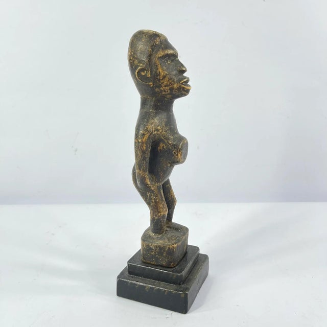 African Early 20th Century Bakongo Nkisi Fetish Figure on Custom Base For Sale - Image 3 of 10