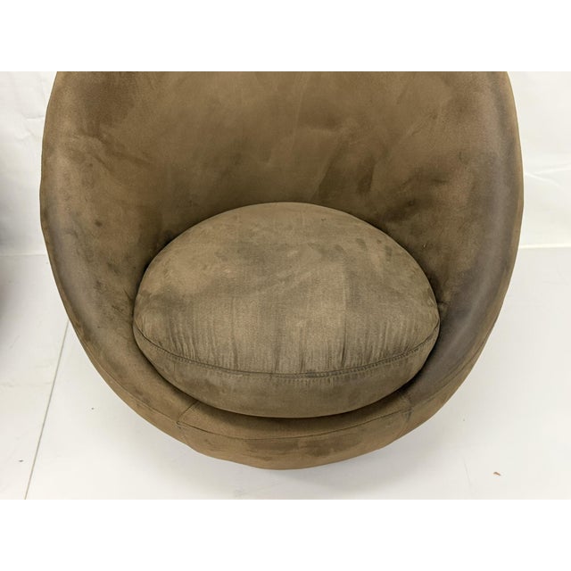 Vintage Pair Milo Baughman for Thayer Coggin Swivel Egg Lounge Chairs, Usa 1960s For Sale - Image 12 of 18