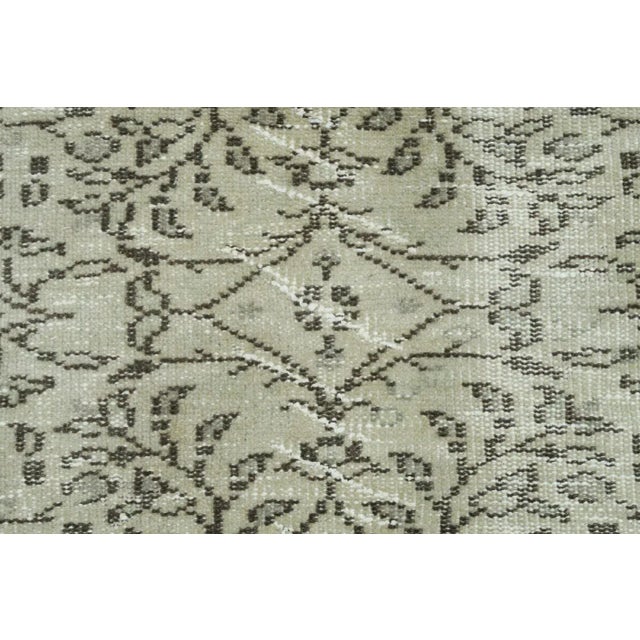 Mid 20th Century Vintage Anatolia Neutral Rug-6′4″ × 9′9″ For Sale - Image 11 of 13