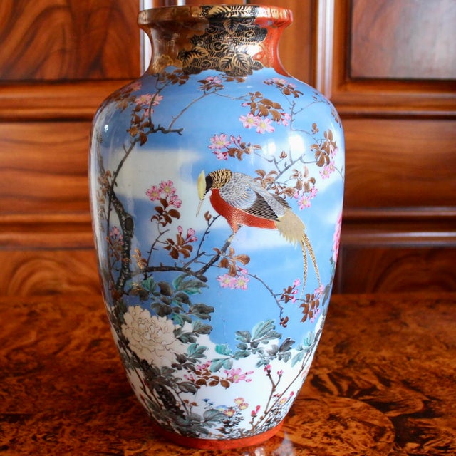 Japanese Japanese Kutani Turquoise Porcelain Bird Vase For Sale - Image 3 of 17