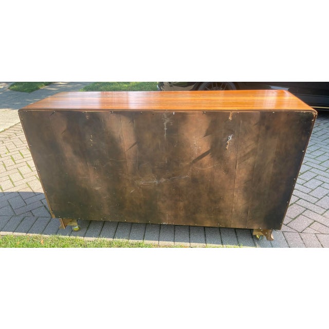 1950s Vintage Mid-Century Modern Bissman Walnut Dresser For Sale In Chicago - Image 6 of 12