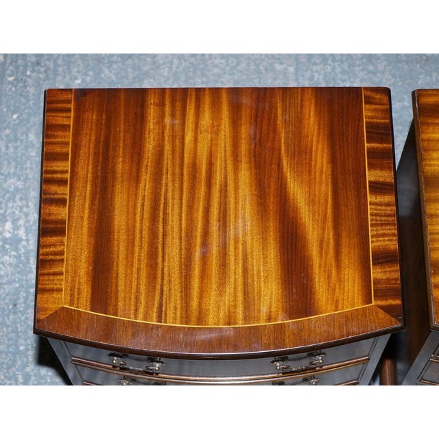 Vintage English Bedside Tables, Set of 2 For Sale - Image 11 of 17