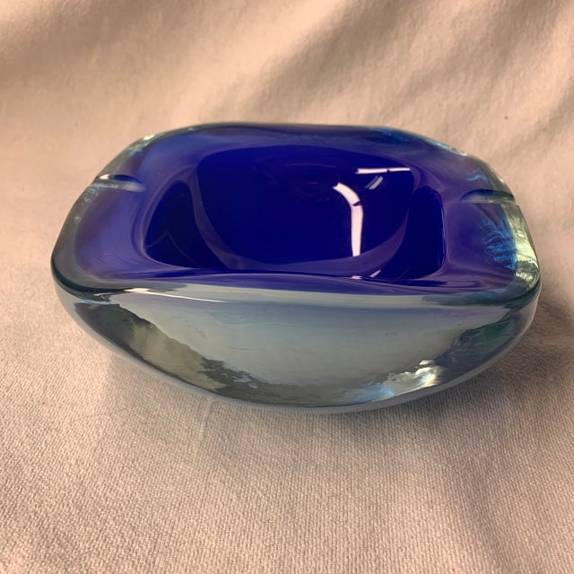 Mid-Century Modern Mid-Century Modern Square Blue Murano Glass Bowl, Italy, 1960s, Attributed to Flavio Poli for Seguso For Sale - Image 3 of 4