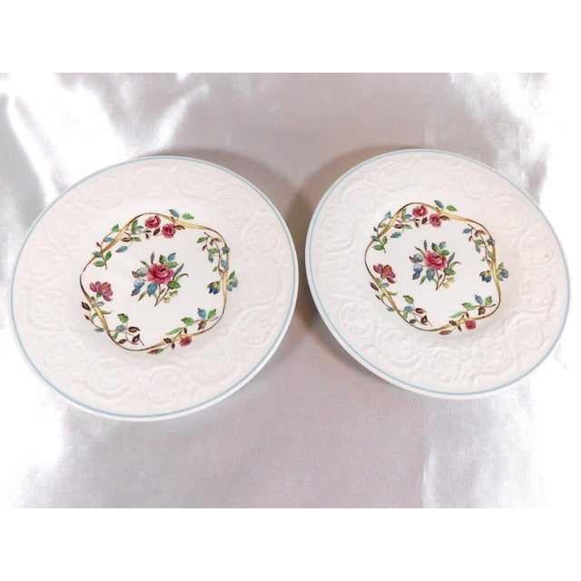 1940s Lot of Nine Pieces of Wedgwood Argyle Dinnerware For Sale In San Francisco - Image 6 of 15