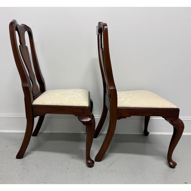 Henkel Harris Henkel Harris 110s 29 Solid Mahogany Queen Anne Dining Side Chair - Pair B For Sale - Image 4 of 12