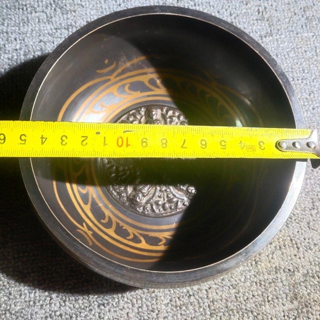Vintage Chinese Chased Copper "Singing Bowl" Set (4 Pieces) With Wooden Mallets - 1727g For Sale - Image 9 of 10