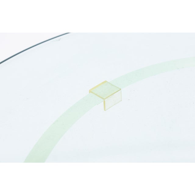 Mid-Century Modern Vintage Vladimir Kagan Style Snail Lucite Glass Mid Century Modern Side Table For Sale - Image 3 of 6