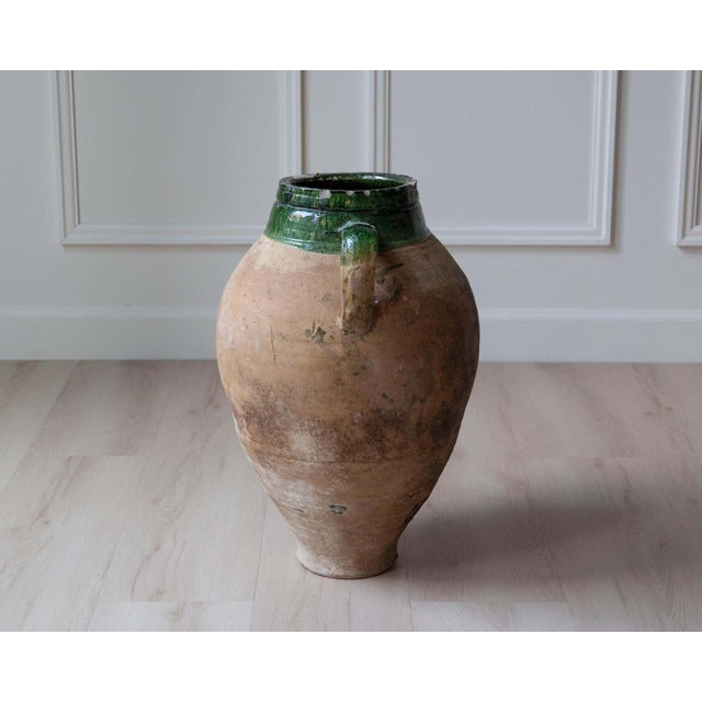 19th Century Mediterranean Terracotta Jar with Green Glazed Rim and Handles For Sale In Atlanta - Image 6 of 12