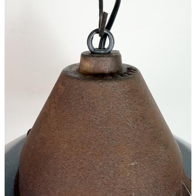 1950s Industrial Grey Enamel and Cast Iron Pendant Light, 1960s For Sale - Image 5 of 17