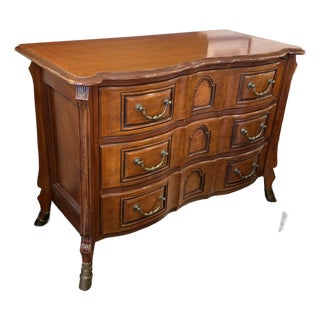 Baker Furniture French Provincial Louis Vx Style Chest of Drawers For Sale