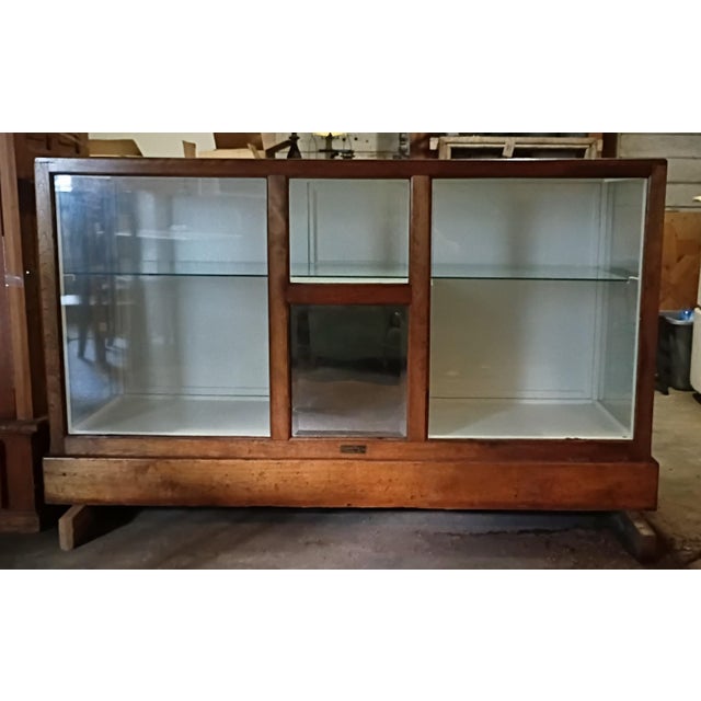 American Early 20th Century Downing Mfg. Co. Oak Mercantile Display With Ice Box For Sale - Image 3 of 12