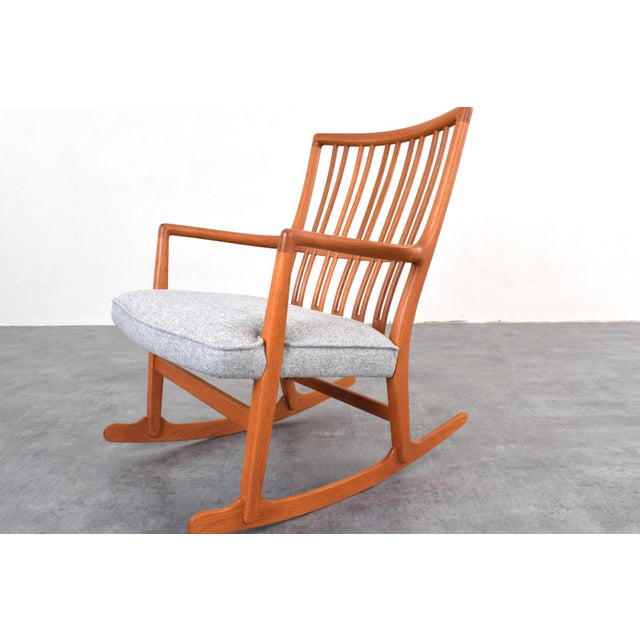 Oak Ml33 Rocking Chair by Hans J. Wegner for A/S Mikael Laursen, 1950s For Sale - Image 12 of 18