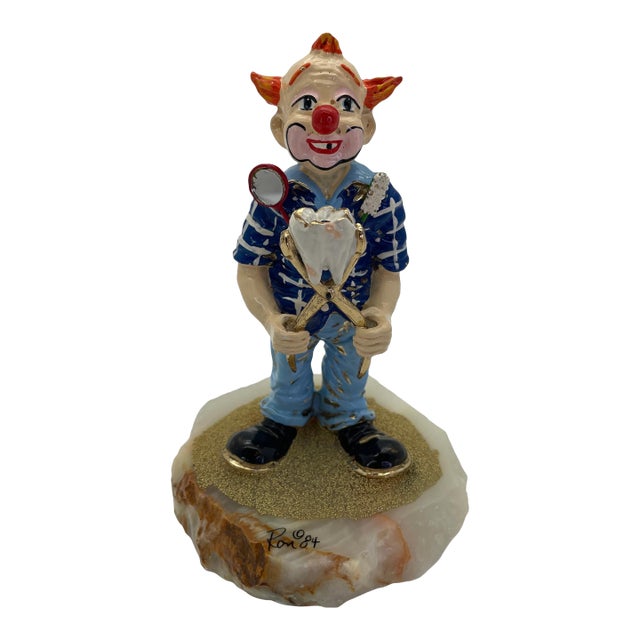 Signed 1984 Ron Lee Dentist Clown Sculpture With 24k Gold-Plated Accents on Natural Onyx Base For Sale