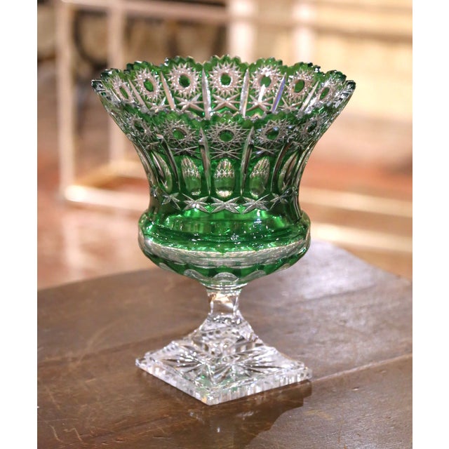 Mid-Century Bohemian Cut-to-Clear Green Crystal Compote With Starburst Motifs For Sale - Image 4 of 8