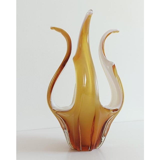 Murano Glass Vase Centerpiece in Amber and Opal White Glass, Italy, 1960s For Sale - Image 9 of 18