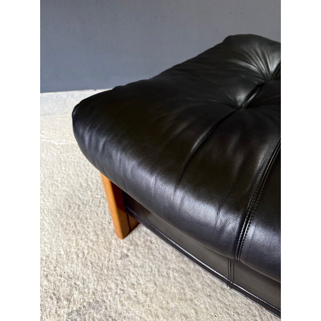Postmodern Artona Ottoman in Leather by Afra & Tobia Scarpa for Maxalto, Italy, 1980s For Sale - Image 15 of 17