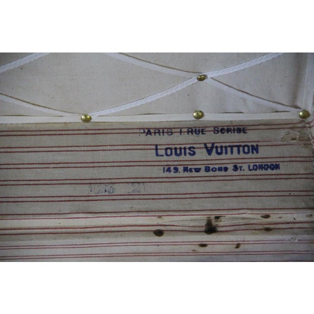 Trunk in Woven Canvas by Louis Vuitton, 1890 For Sale - Image 17 of 18