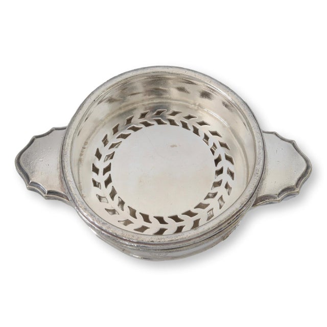 Mappin & Webb 1940s Mappin & Webb for P & O Cruise Liner Chilled Butter Dish For Sale - Image 4 of 4