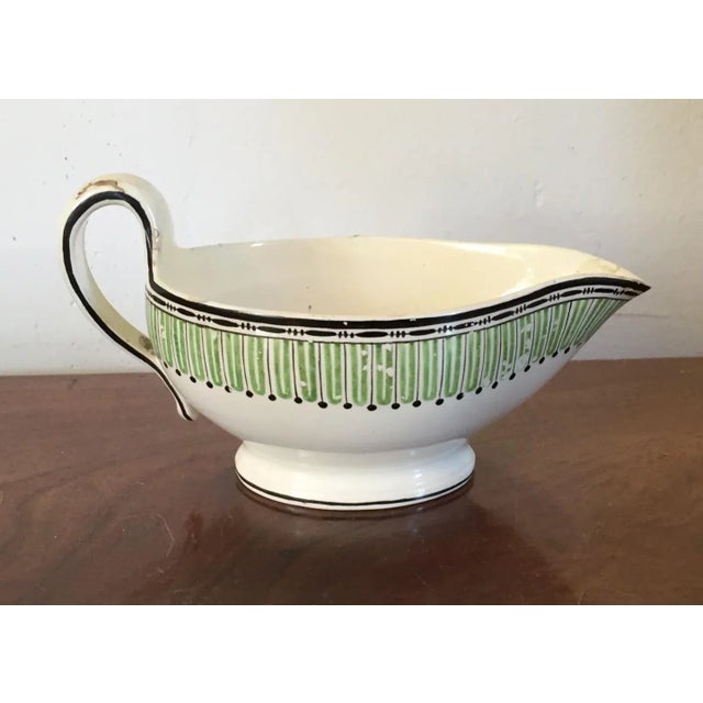 Modern 1790s English Wedgwood Sauce Gravy Boat, Etruscan Pattern For Sale - Image 3 of 11