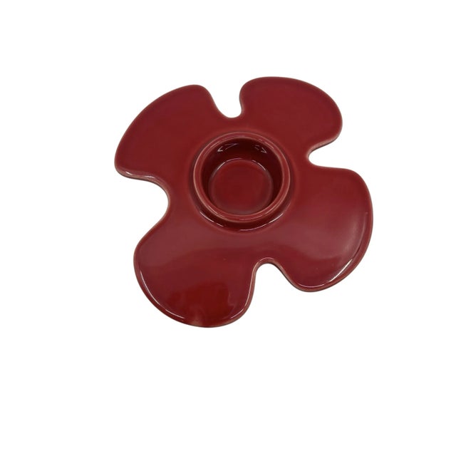Beautiful mid century retro flower shaped candle holder/ votive holder. Made by Loucarte circa 1960s. A maroon color...
