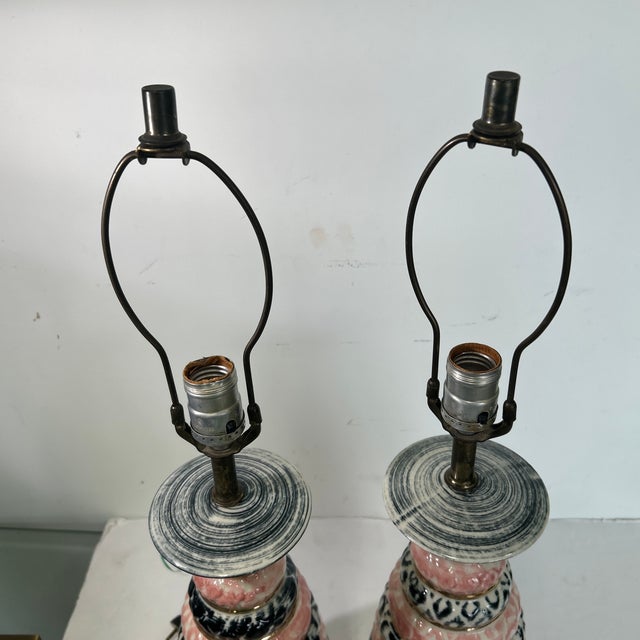 Pair of 50s Ceramic Lamps For Sale In Miami - Image 6 of 12