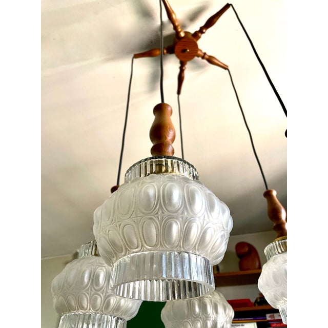 Wood Five-Light Cascading Chandelier in Wood and Brushed Glass, 1960 For Sale - Image 7 of 17