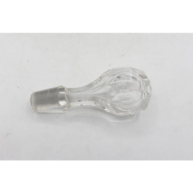 Victorian Circa 1880 Anglo-Irish Round Slender Neck Decanter With Stopper For Sale - Image 3 of 6