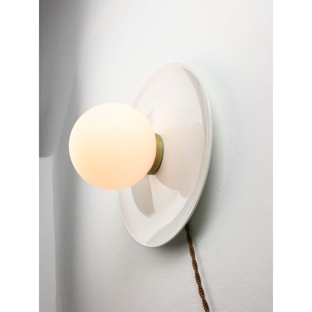 Vintage Wall Lamp in White Ceramic For Sale - Image 4 of 15
