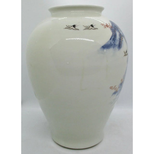 1910s Early 20th Century Chinese Porcelain White and Green Glazed Meiping Vase For Sale - Image 5 of 12