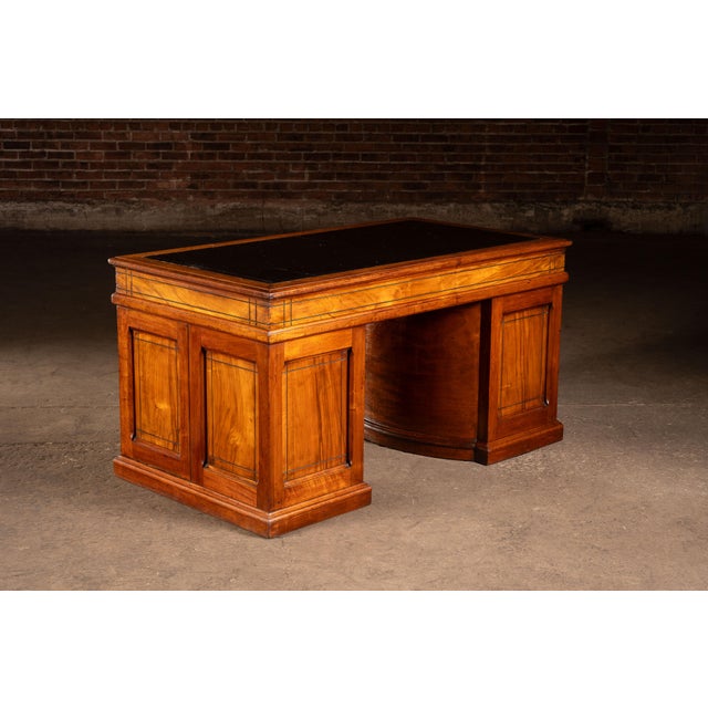 Antique Quarter-Sawn Oak Rotary Desk by Wooton For Sale In Chicago - Image 6 of 15